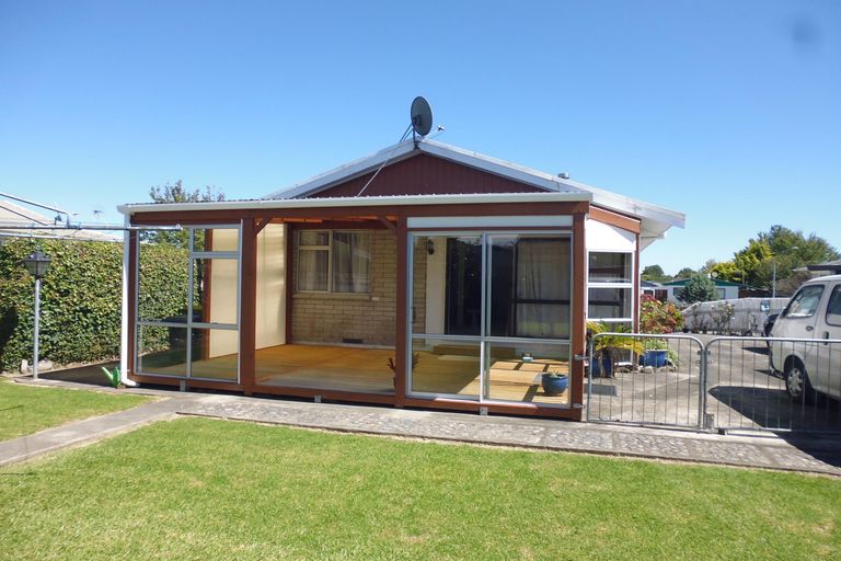 Photo of property in 32 Farnworth Crescent, Whakatane, 3120
