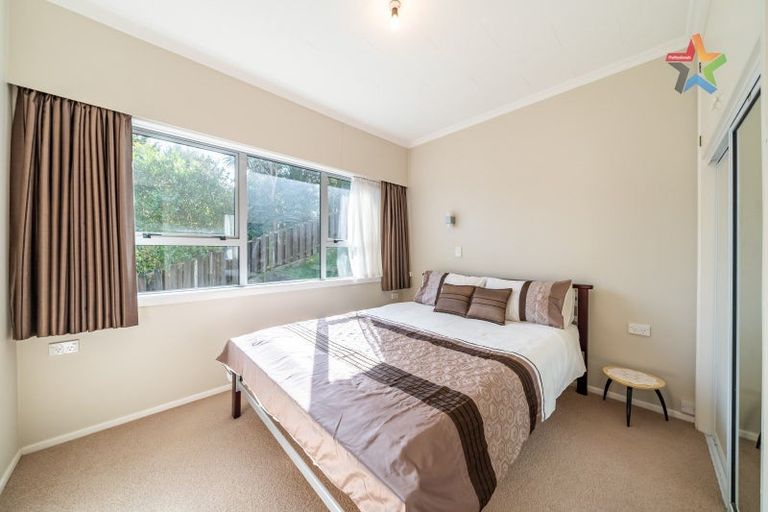 Photo of property in 18 Mimihau Grove, Wainuiomata, Lower Hutt, 5014