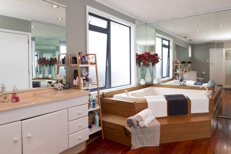 Photo of property in 1 Lancaster Street, Highbury, Palmerston North, 4412