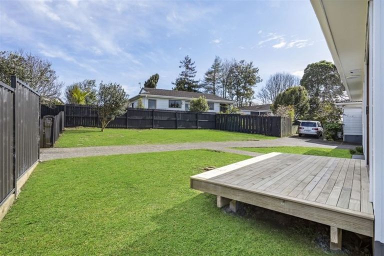Photo of property in 1/14 Catkin Crescent, Papatoetoe, Auckland, 2025
