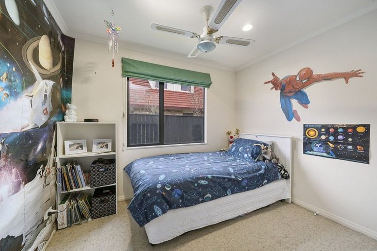 Photo of property in 144 Guildford Drive, Paraparaumu Beach, Paraparaumu, 5032