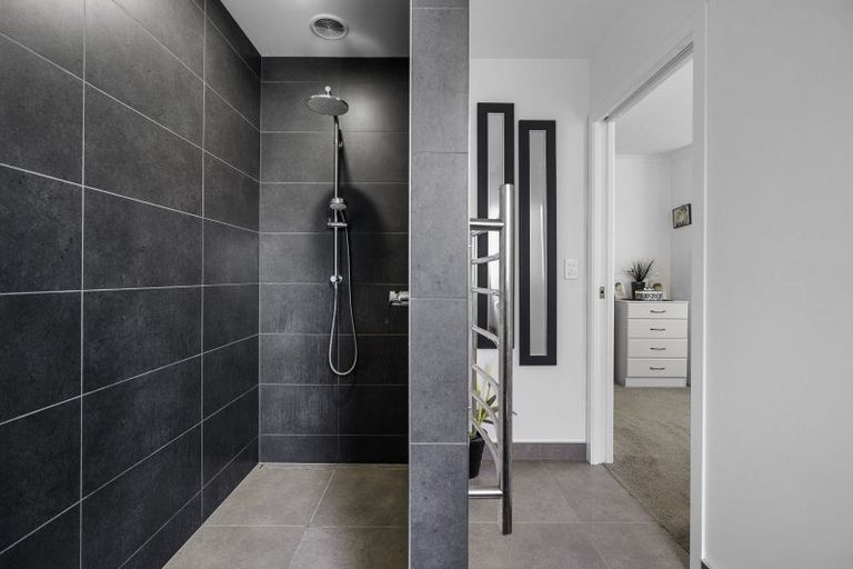 Photo of property in 16 Oak Ridge Drive, Te Awamutu, 3800