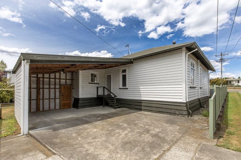Photo of property in 60 Racecourse Road, Waipukurau, 4200