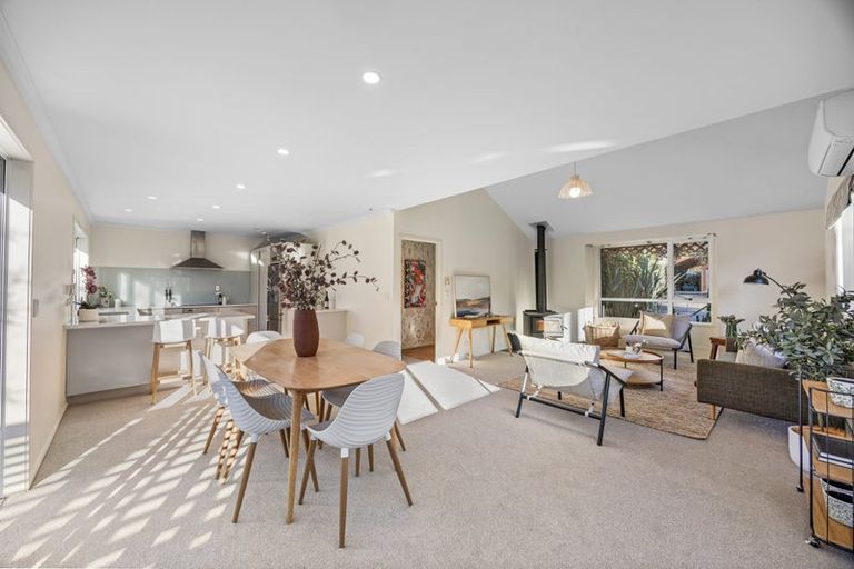 Photo of property in 52 Meadowstone Drive, Wanaka, 9305