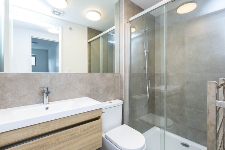 Photo of property in 69u4 Tiketike Way, Brooklyn, Wellington, 6021