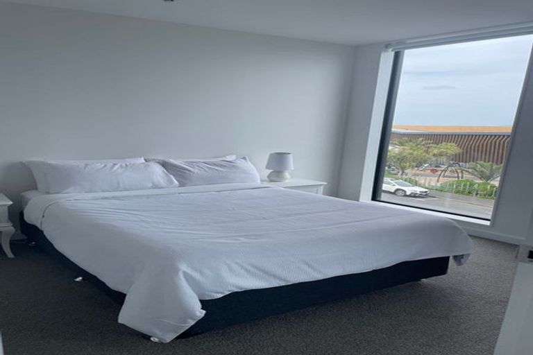 Photo of property in 302/19 Rawene Road, Birkenhead, Auckland, 0626