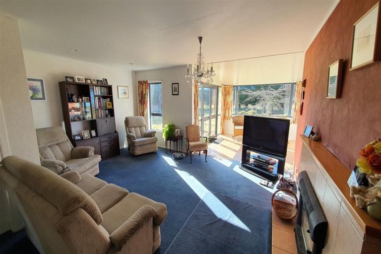 Photo of property in 749 Hakataramea Highway, Waimate, 7977