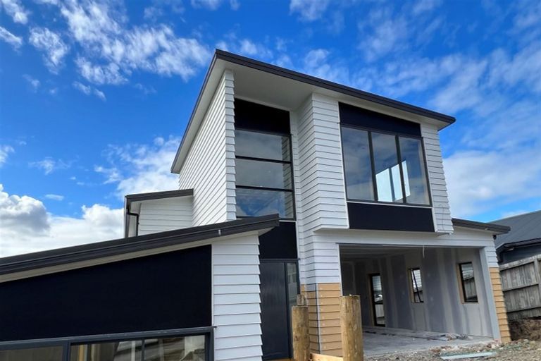 Photo of property in 4 Matuka Lane, Ranui, Auckland, 0612