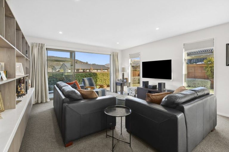 Photo of property in 30 Mount Linton Avenue, Wanaka, 9305