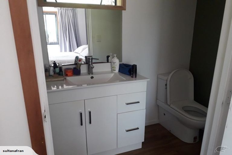 Photo of property in 5a Seneca Place, Burwood, Christchurch, 8083