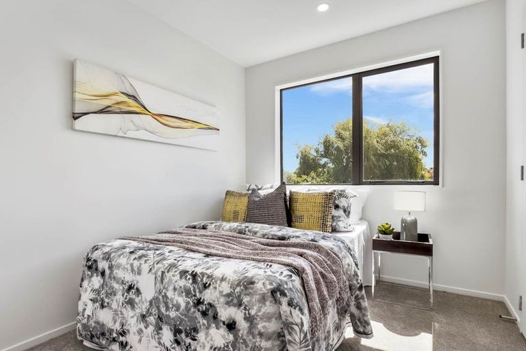 Photo of property in 10c Silver Birch Rise, Henderson, Auckland, 0612