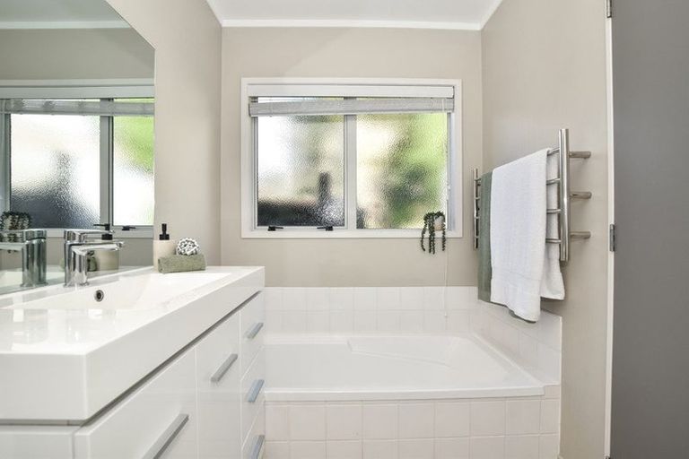 Photo of property in 4 Ruahine Street, Ohauiti, Tauranga, 3112