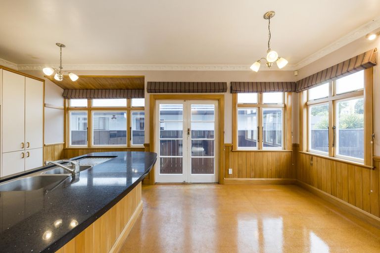 Photo of property in 81 Stanley Avenue, Palmerston North, 4414