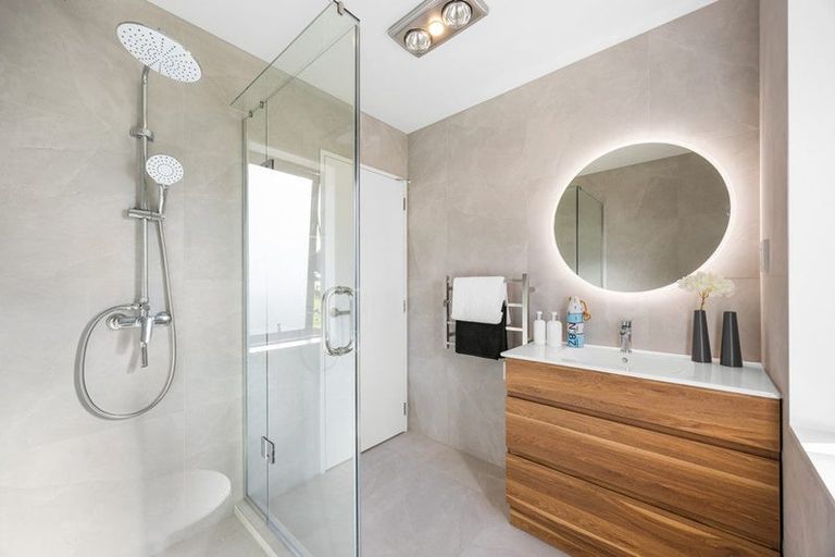 Photo of property in 12 Nanjing Road, Pukekohe, 2120