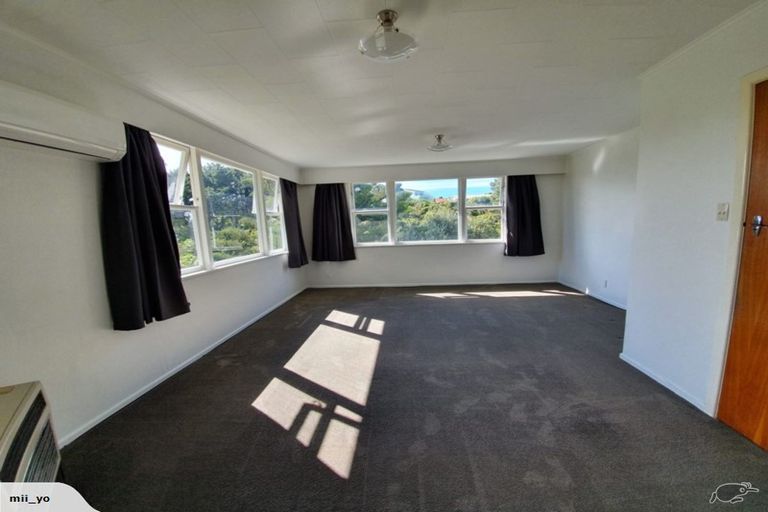 Photo of property in 38 Oswald Crescent, Paparangi, Wellington, 6037