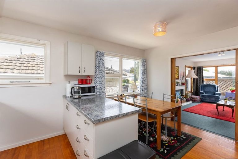 Photo of property in 26 Staveley Street, Avonhead, Christchurch, 8042