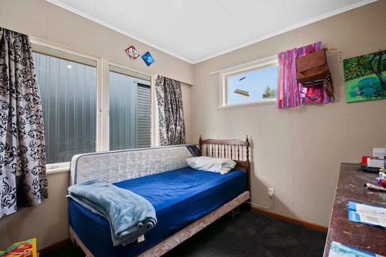 Photo of property in 19 Kenmore Place, Tokoroa, 3420