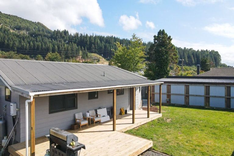 Photo of property in 19 Mallard Drive, Selwyn Heights, Rotorua, 3015