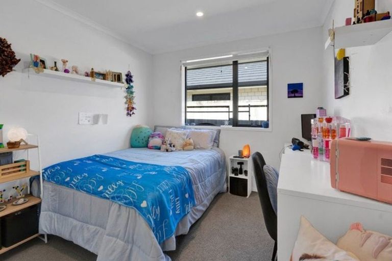 Photo of property in 15 Customhouse Street, Bell Block, New Plymouth, 4312