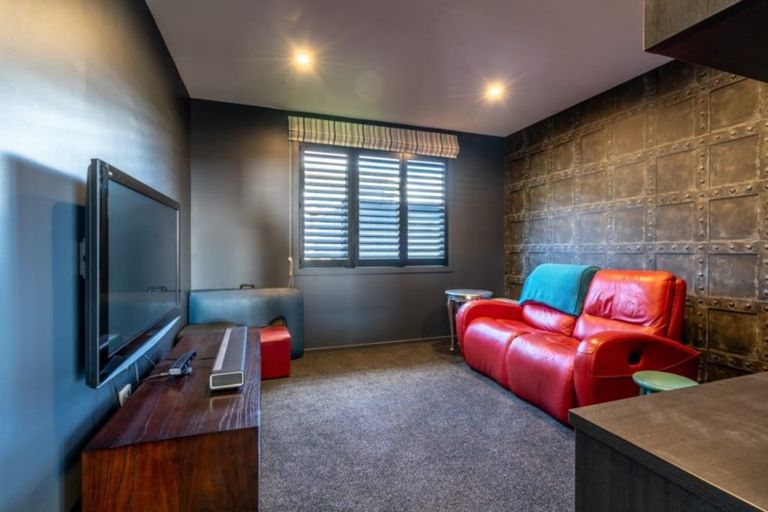 Photo of property in 4 Diamond Lane, Wanaka, 9305