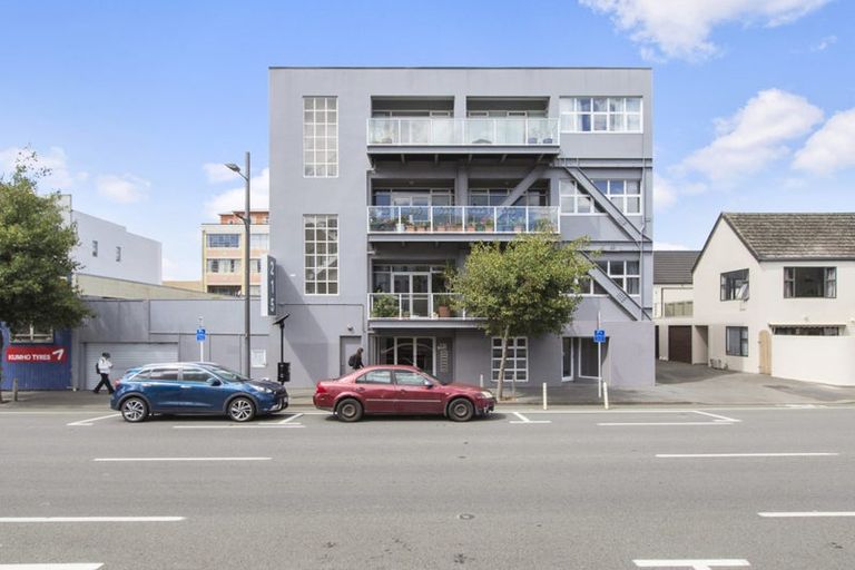 Photo of property in Apparel House, 215u1 Victoria Street, Te Aro, Wellington, 6011