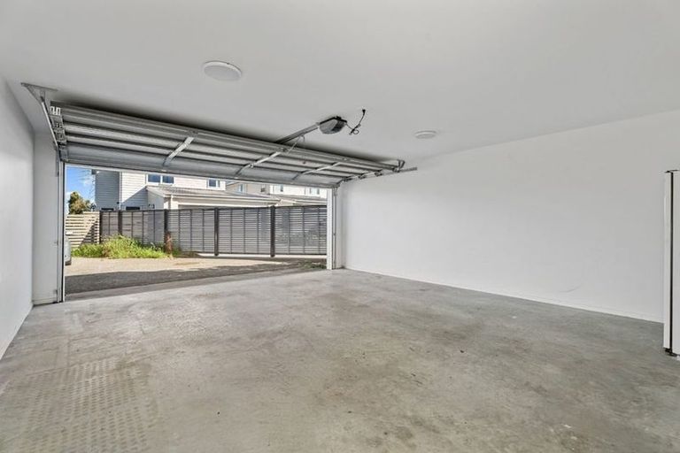Photo of property in 31 Aviation Street, Takanini, 2112