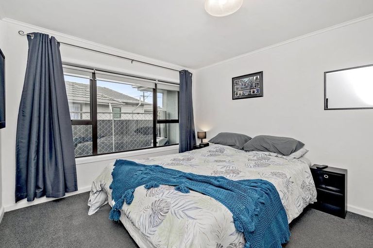 Photo of property in 194 Springs Road, Hornby, Christchurch, 8042