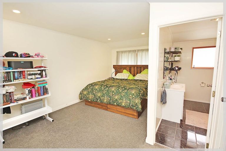 Photo of property in 296 Motuiti Road, Foxton, 4891