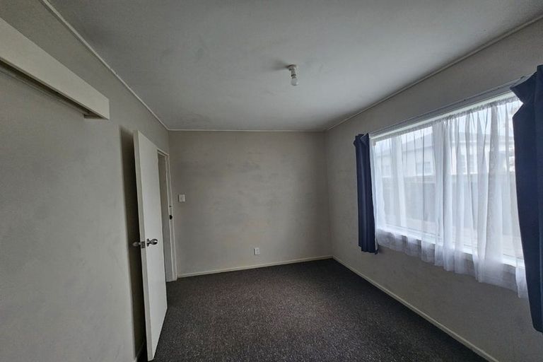 Photo of property in 2/54 Awamutu Grove, Waiwhetu, Lower Hutt, 5010
