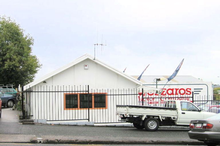 Photo of property in 2 Colinton Place, Tokoroa, 3420