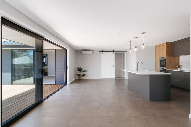 Photo of property in 4 Kingson Court, Omokoroa, 3114