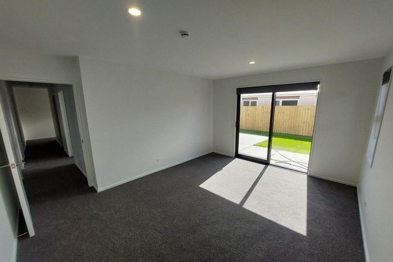 Photo of property in 24 John Gibb Street, Belfast, 8051