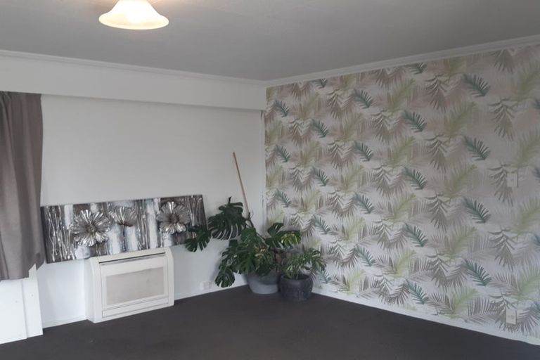 Photo of property in 9 Tirita Street, Kawaha Point, Rotorua, 3010