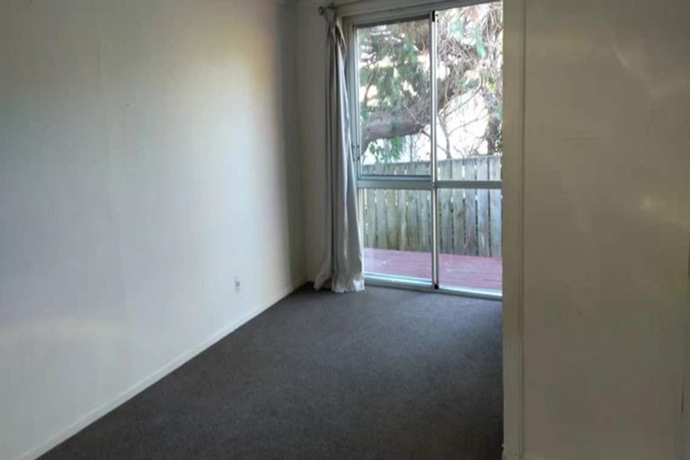 Photo of property in 15 Rata Road, Stanmore Bay, Whangaparaoa, 0932
