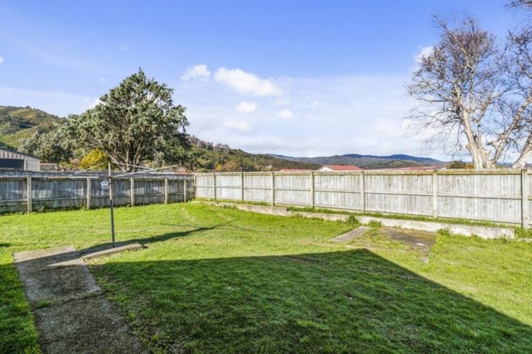 Photo of property in 17 Mckay Street, Wainuiomata, Lower Hutt, 5014
