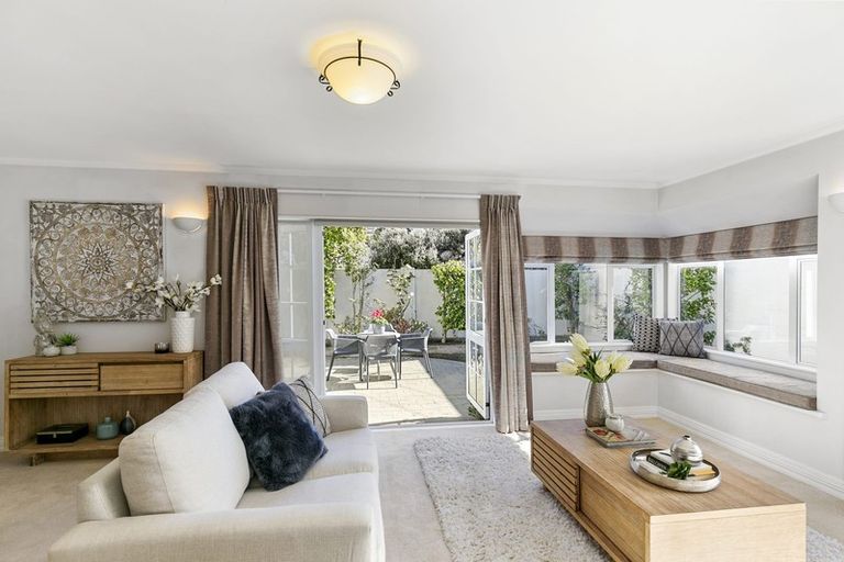 Photo of property in 47 Falkirk Avenue, Seatoun, Wellington, 6022