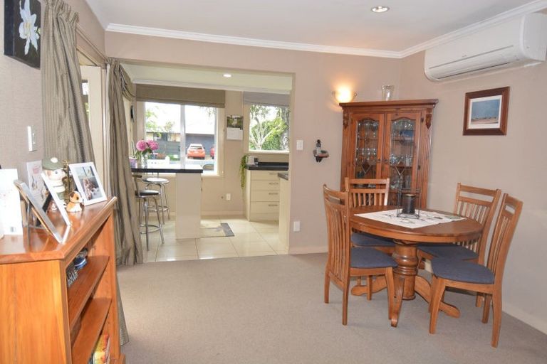Photo of property in 32 Joseph Street, Waverley, Invercargill, 9810
