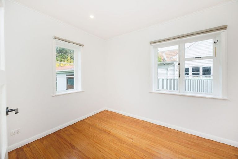 Photo of property in 260 College Street, West End, Palmerston North, 4412