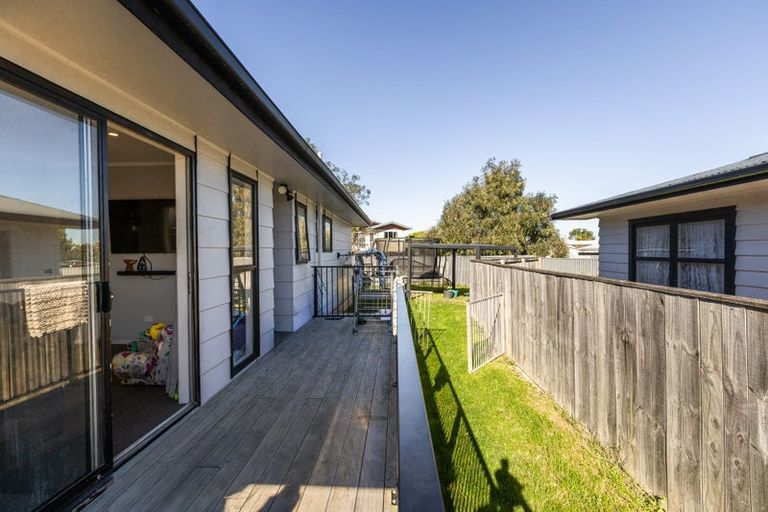 Photo of property in 12a Barnett Place, Pirimai, Napier, 4112