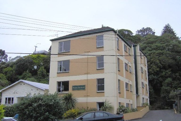 Photo of property in 161u3 Glenmore Street, Kelburn, Wellington, 6012