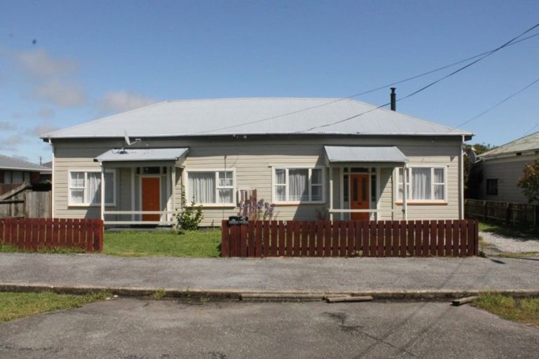 Photo of property in 82- 84 Queen Street, Westport, 7825