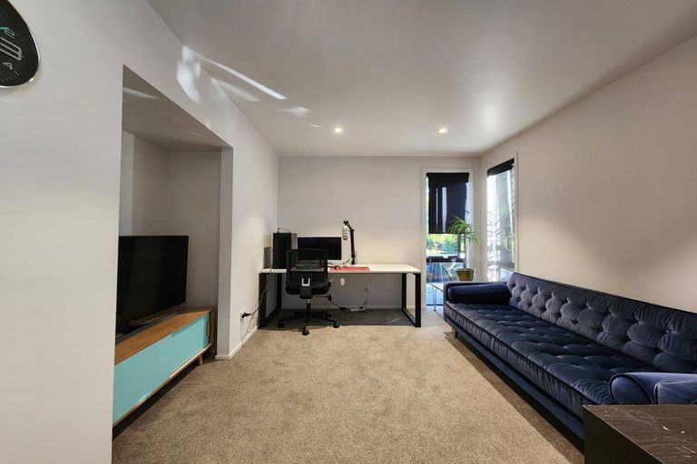 Photo of property in 7 Renata Crescent, Te Atatu Peninsula, Auckland, 0610