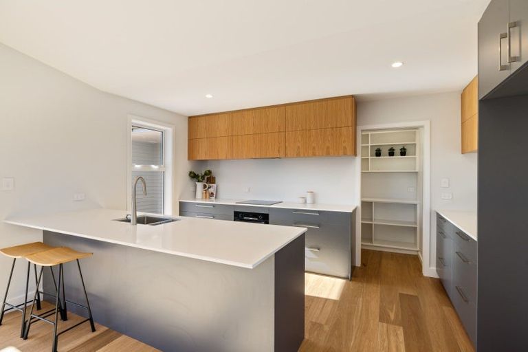 Photo of property in 27 Plover Avenue, Amberley, 7410