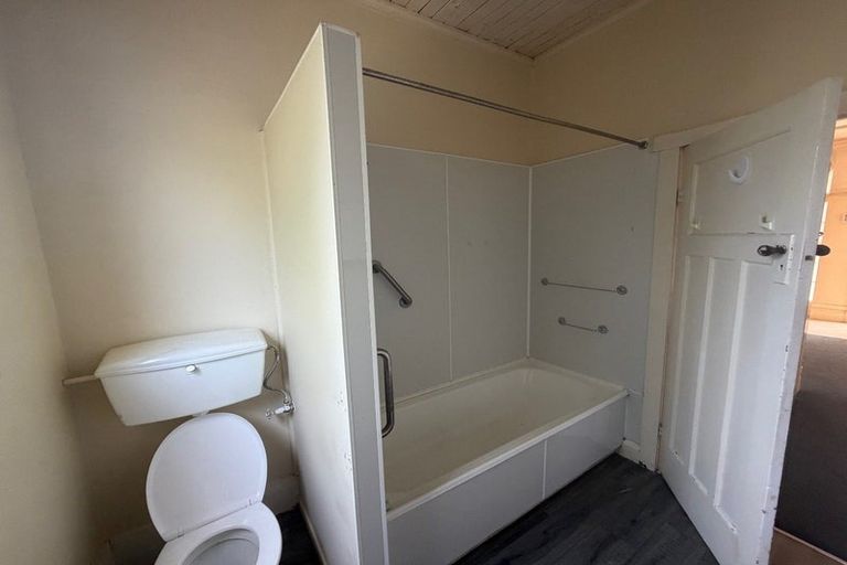 Photo of property in 2/507 Albert Street, Hastings, 4122