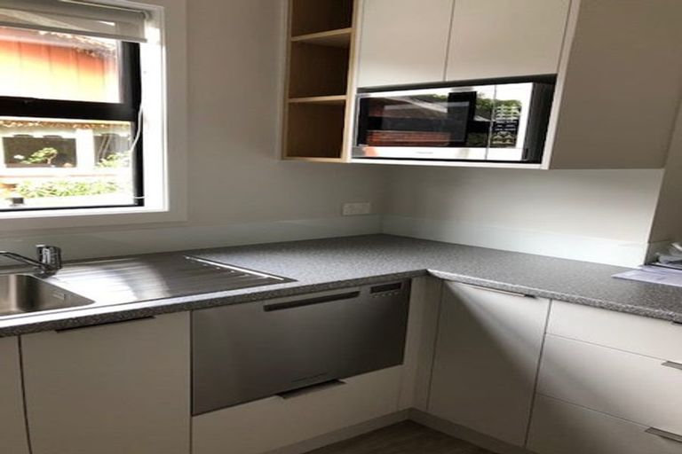 Photo of property in 27u2 Seddon Road, Frankton, Hamilton, 3204