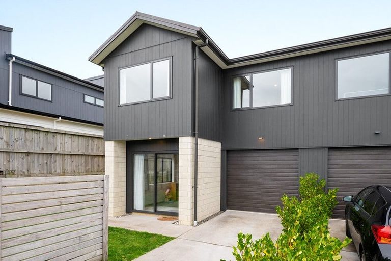 Photo of property in 11a North Ridge Drive, Rototuna North, Hamilton, 3210