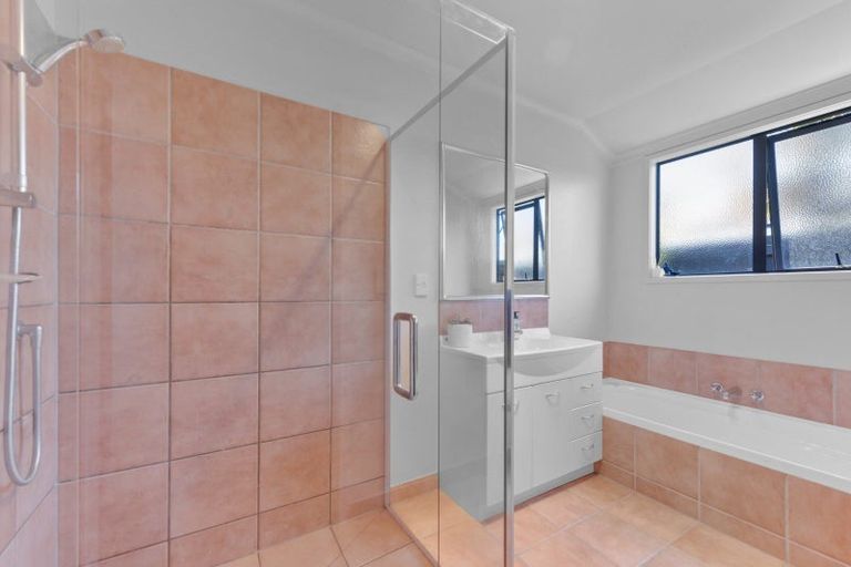 Photo of property in 18 Monaco View, Stoke, Nelson, 7011