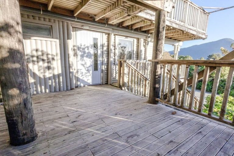 Photo of property in 15 Punga Grove, Lake Kaniere, Kokatahi, 7881
