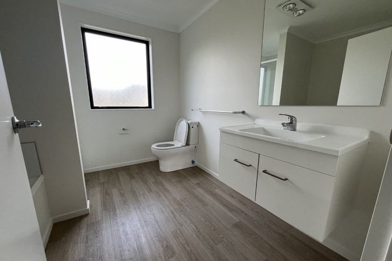 Photo of property in 9 Huia Street, Waiuku, 2123