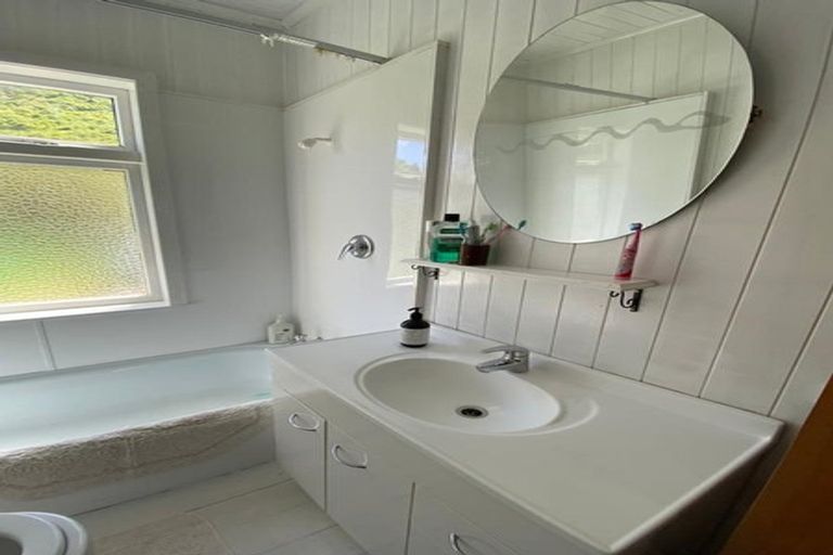 Photo of property in 185 Bucks Road, Tauwharenikau, Featherston, 5773